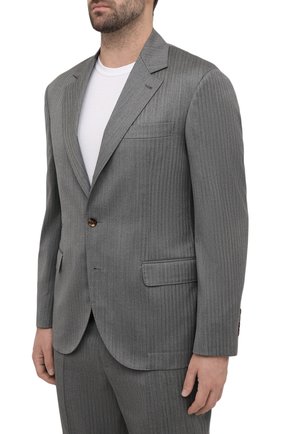 Мужской шерстяной костюм BRUNELLO CUCINELLI серого цвета по цене 258000 руб., арт. ML4387BTZ | Фото 2 Мужской шерстяной костюм BRUNELLO CUCINELLI серого цвета, арт. ML4387BTZ | Фото 2 (Материал подклада: Купро; Рукава: Длинные; Материал внешний: Шерсть; Костюмы М: Однобортный; Стили: Кэжуэл)