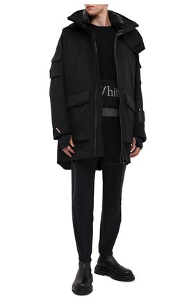 Мужская пуховая куртка morvan MONCLER GRENOBLE черного цвета по цене 193000 руб., арт. G2-097-1A000-39-595J9 | Фото 2 Мужская пуховая куртка morvan MONCLER GRENOBLE черного цвета, арт. G2-097-1A000-39-595J9 | Фото 2 (Длина (верхняя одежда): До середины бедра; Материал подклада: Синтетический материал; Материал утеплителя: Пух и перо; Материал внешний: Синтетический материал; Рукава: Длинные; Мужское Кросс-КТ: пуховик-короткий; Кросс-КТ: Куртка, другое; Стили: Спорт-шик)