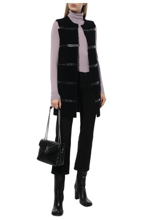 Женский жилет из овчины VALENTINO темно-синего цвета по цене 529000 руб., арт. SF3FC2566FF | Фото 2 Женский жилет из овчины VALENTINO темно-синего цвета, арт. SF3FC2566FF | Фото 2 (Длина (верхняя одежда): До середины бедра; Материал внешний: Натуральный мех; Стили: Гламурный; Женское Кросс-КТ: Мех, Жилет-одежда)
