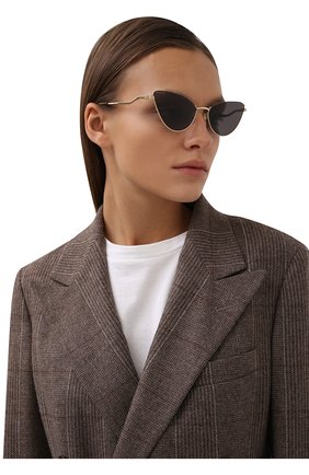 Женские солнцезащитные очки GUCCI черного цвета, арт. GG1006S 001 | Фото 2 (Тип очков: С/з; Оптика Гендер: оптика-женское; Очки форма: Cat-eye)