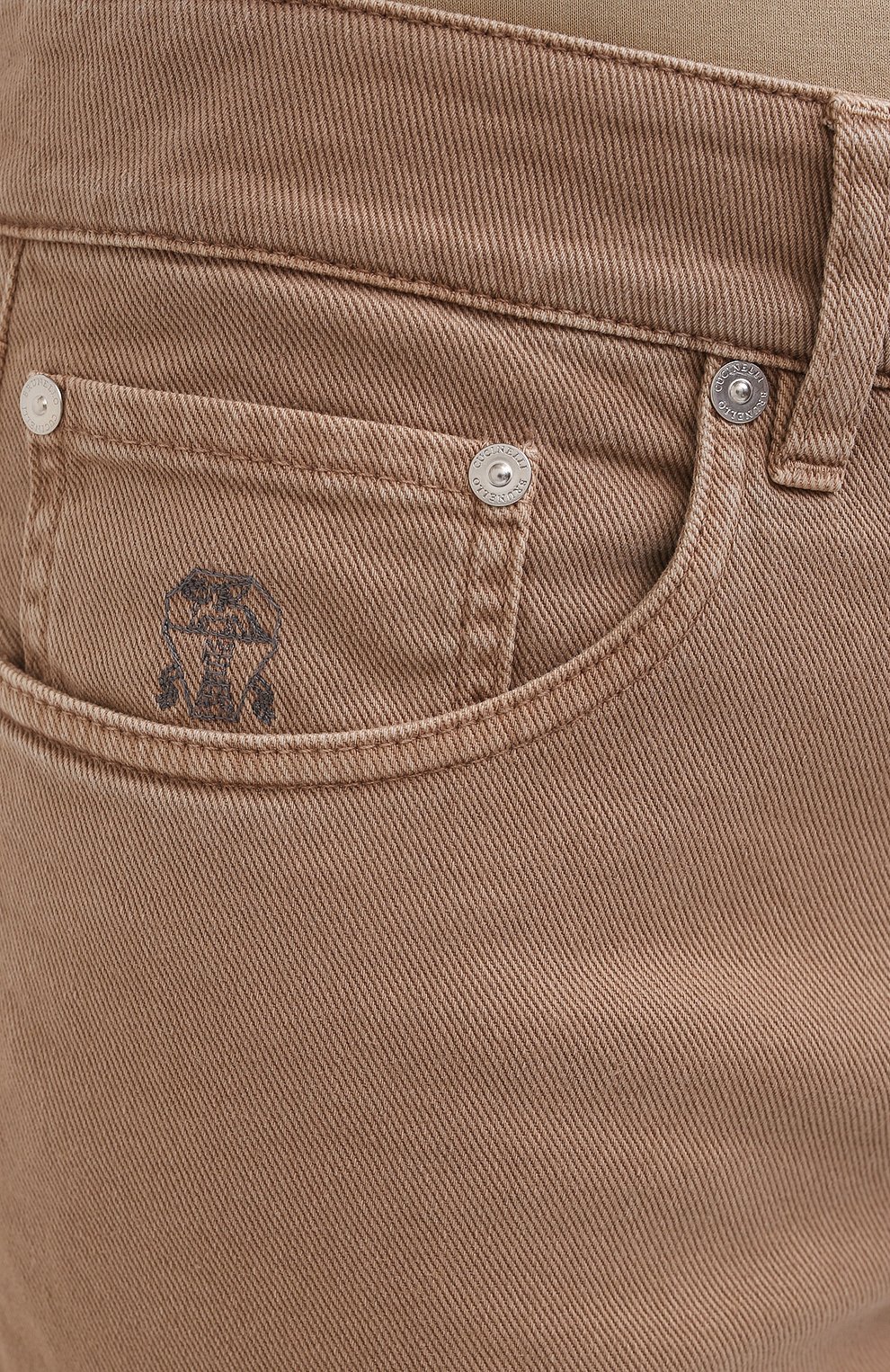 Мужские джинсы BRUNELLO CUCINELLI светло-коричневого цвета, арт. M277PB2210 | Фото 5 (Силуэт М (брюки): Прямые; Кросс-КТ: Деним; Длина (брюки, джинсы): Стандартные; Материал внешний: Хлопок, Деним; Стили: Кэжуэл)