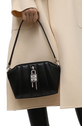 Женская сумка antigona lock xs GIVENCHY черного цвета, арт. BB50KDB16J | Фото 2 (Ремень/цепочка: На ремешке; Материал: Натуральная кожа; Размер: mini; Сумки-технические: Сумки top-handle)