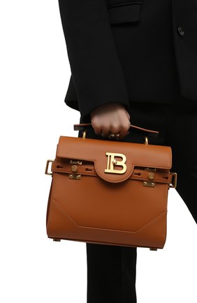 Женская сумка buzz 23 BALMAIN светло-коричневого цвета, арт. XN1DB526/LPRS | Фото 2 (Материал: Натуральная кожа; Размер: small; Ремень/цепочка: На ремешке; Сумки-технические: Сумки top-handle)
