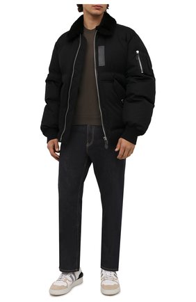Мужская пуховая куртка с меховой отделкой BURBERRY черного цвета, арт. 8045737 | Фото 2 (Материал утеплителя: Шерсть, Пух и перо; Материал внешний: Хлопок; Рукава: Длинные; Длина (верхняя одежда): Короткие; Мужское Кросс-КТ: пуховик-короткий; Кросс-КТ: Куртка; Стили: Кэжуэл)