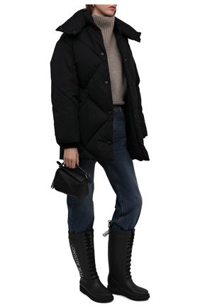 Женские резиновые сапоги OFF-WHITE черного цвета по цене 32650 руб., арт. 0WIA242F21PLA0011001 | Фото 2 Женские резиновые сапоги OFF-WHITE черного цвета, арт. 0WIA242F21PLA0011001 | Фото 2 (Высота голенища: Средние; Материал внутренний: Текстиль; Материал внешний: Резина; Подошва: Платформа; Каблук высота: Низкий; Материал утеплителя: Без утеплителя)