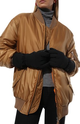 Женские перчатки POIVRE BLANC черного цвета по цене 6580 руб., арт. 279681 | Фото 2 Женские перчатки POIVRE BLANC черного цвета, арт. 279681 | Фото 2 (Материал: Синтетический материал, Текстиль)