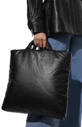 Женский сумка-шопер KASSL EDITIONS черного цвета, арт. H0L21B02100001 | Фото 2 (Сумки-технические: Сумки-шопперы; Материал: Текстиль; Размер: large)