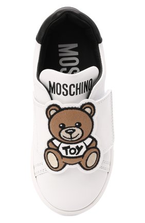 Мужского кожаные кеды MOSCHINO белого цвета по цене 32350 руб., арт. 70215/KIPS/KIPS/28-35 | Фото 4 Мужского кожаные кеды MOSCHINO белого цвета, арт. 70215/KIPS/KIPS/28-35 | Фото 4 (Мальчики Кросс-КТ: Обувь-низкие; Длина стельки: 18,5, 22,5, 22, 19,1, 19,6, 20,2, 21,2, 17,9; Кросс-КТ: велькро)