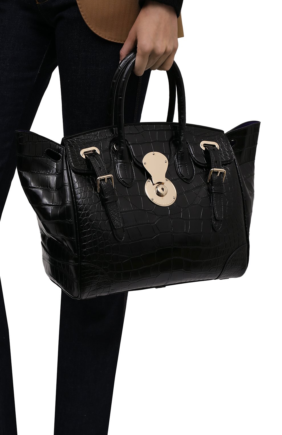 Женская сумка ricky 33 из кожи аллигатора RALPH LAUREN черного цвета по цене 1945000 руб., арт. 435867826/AMIS | Фото 2 Женская сумка ricky 33 из кожи аллигатора RALPH LAUREN черного цвета, арт. 435867826/AMIS | Фото 2 (Материал: Экзотическая кожа; Сумки-технические: Сумки top-handle; Ремень/цепочка: На ремешке; Размер: large)