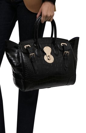 Женская сумка ricky 33 из кожи аллигатора RALPH LAUREN черного цвета по цене 1945000 руб., арт. 435867826/AMIS | Фото 2 Женская сумка ricky 33 из кожи аллигатора RALPH LAUREN черного цвета, арт. 435867826/AMIS | Фото 2 (Материал: Экзотическая кожа; Сумки-технические: Сумки top-handle; Ремень/цепочка: На ремешке; Размер: large)