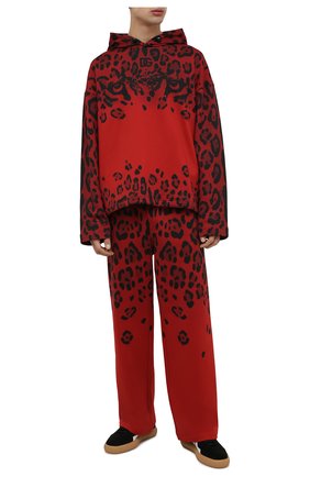 Мужской хлопковое худи DOLCE & GABBANA красного цвета по цене 85500 руб., арт. G9XA0T/HI7P5 | Фото 2 Мужской хлопковое худи DOLCE & GABBANA красного цвета, арт. G9XA0T/HI7P5 | Фото 2 (Длина (для топов): Стандартные; Материал внешний: Хлопок; Рукава: Длинные; Принт: С принтом; Мужское Кросс-КТ: Худи-одежда; Стили: Спорт-шик)