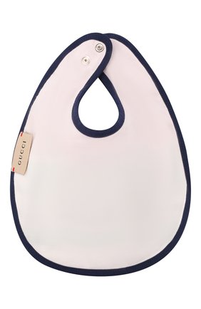Детский хлопковый нагрудник GUCCI красного цвета по цене 0 руб., арт. 681366/3K107 | Фото 2 Детский хлопковый нагрудник GUCCI красного цвета, арт. 681366/3K107 | Фото 2