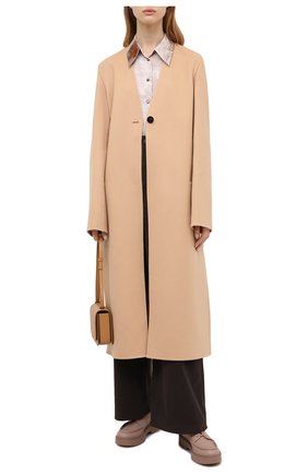 Женская кожаные дерби SANTONI бежевого цвета по цене 41800 руб., арт. WUHW59867DKPNUDYP45 | Фото 2 Женская кожаные дерби SANTONI бежевого цвета, арт. WUHW59867DKPNUDYP45 | Фото 2 (Материал внутренний: Натуральная кожа; Каблук высота: Низкий; Подошва: Платформа; Материал внешний: Кожа; Каблук тип: Устойчивый)