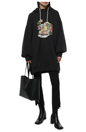 Женский хлопковое худи 8 moncler palm angels MONCLER GENIUS черного цвета по цене 75150 руб., арт. G2-09L-8G000-15-899IA | Фото 2 Женский хлопковое худи 8 moncler palm angels MONCLER GENIUS черного цвета, арт. G2-09L-8G000-15-899IA | Фото 2 (Материал внешний: Хлопок; Длина (для топов): Удлиненные; Рукава: Длинные; Женское Кросс-КТ: Худи-одежда; Стили: Спорт-шик)
