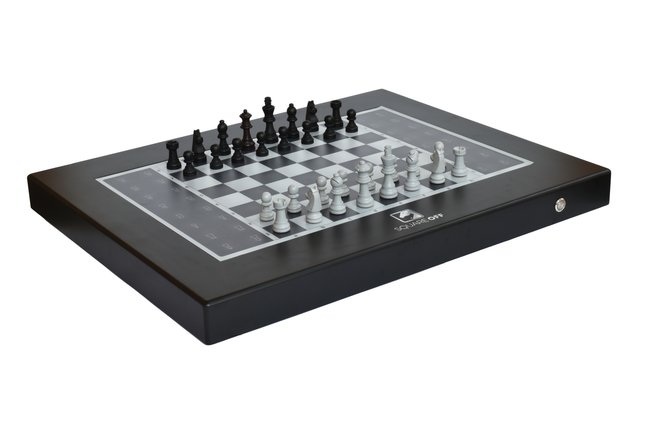 Шахматы grand kingdom set limited black edition SQUARE OFF черного цвета по цене 0 руб., арт. SQF-GKS-BLK | Фото 1 Шахматы grand kingdom set limited black edition SQUARE OFF черного цвета, арт. SQF-GKS-BLK | Фото 1 (Региональные ограничения белый список (Axapta Mercury): RU)