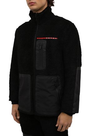 Мужская куртка PRADA черного цвета, арт. SGB659-1ZOB-F0002-202 | Фото 3 (Кросс-КТ: Куртка; Рукава: Длинные; Материал внешний: Синтетический материал; Региональные ограничения белый список (Axapta Mercury): RU; Мужское Кросс-КТ: утепленные куртки; Длина (верхняя одежда): Короткие; Стили: Минимализм)