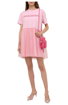 Женское хлопковое платье REDVALENTINO розового цвета по цене 33450 руб., арт. XR3MJ08V/6CY | Фото 2 Женское хлопковое платье REDVALENTINO розового цвета, арт. XR3MJ08V/6CY | Фото 2 (Длина Ж (юбки, платья, шорты): Мини; Материал внешний: Хлопок; Рукава: Короткие; Женское Кросс-КТ: Платье-одежда; Случай: Повседневный; Стили: Романтичный)
