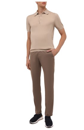 Мужские хлопковые брюки KITON коричневого цвета по цене 98250 руб., арт. UFPP79J0762A | Фото 2 Мужские хлопковые брюки KITON коричневого цвета, арт. UFPP79J0762A | Фото 2 (Длина (брюки, джинсы): Стандартные; Материал внешний: Хлопок; Случай: Повседневный; Силуэт М (брюки): Чиносы; Стили: Кэжуэл)
