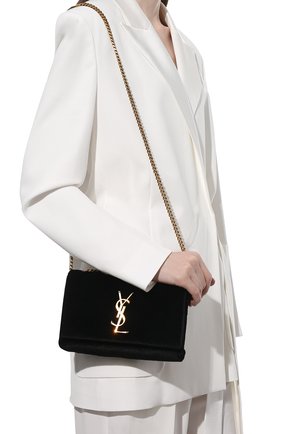 Женская сумка kate small из меха норки SAINT LAURENT черного цвета по цене 196000 руб., арт. 469390/LWR0W | Фото 2 Женская сумка kate small из меха норки SAINT LAURENT черного цвета, арт. 469390/LWR0W | Фото 2 (Размер: small; Ремень/цепочка: На ремешке; Женское Кросс-КТ: Вечерняя сумка; Сумки-технические: Сумки через плечо)