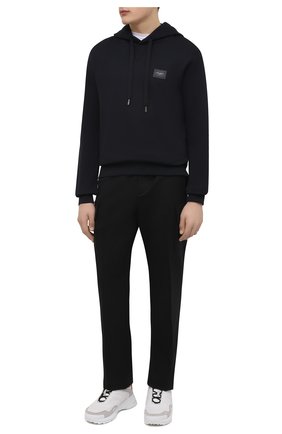 Мужской хлопковое худи DOLCE & GABBANA темно-синего цвета по цене 59950 руб., арт. G90V2T/FU7DU | Фото 2 Мужской хлопковое худи DOLCE & GABBANA темно-синего цвета, арт. G90V2T/FU7DU | Фото 2 (Материал внешний: Хлопок; Рукава: Длинные; Длина (для топов): Стандартные; Мужское Кросс-КТ: Худи-одежда; Принт: Без принта; Стили: Спорт-шик)