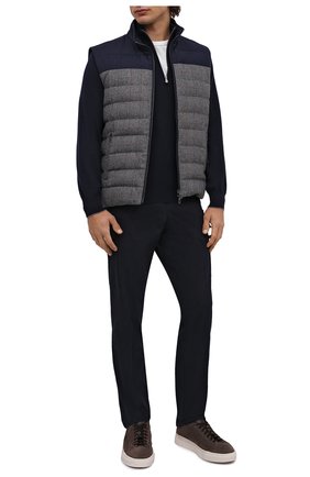 Мужские хлопковые брюки-карго RALPH LAUREN темно-синего цвета по цене 55300 руб., арт. 798868864 | Фото 2 Мужские хлопковые брюки-карго RALPH LAUREN темно-синего цвета, арт. 798868864 | Фото 2 (Длина (брюки, джинсы): Стандартные; Материал внешний: Хлопок; Случай: Повседневный; Стили: Кэжуэл; Силуэт М (брюки): Карго)