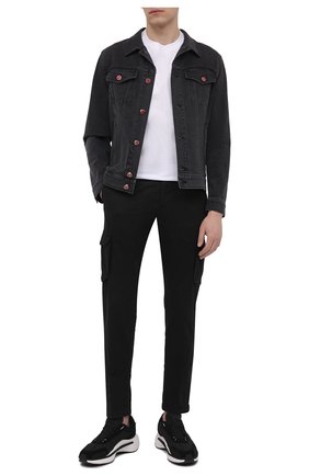 Мужская джинсовая куртка KITON темно-серого цвета, арт. UW1072V0804A | Фото 2 (Длина (верхняя одежда): Короткие; Рукава: Длинные; Материал внешний: Хлопок, Деним; Кросс-КТ: Деним, Куртка; Стили: Кэжуэл; Региональные ограничения белый список (Axapta Mercury): RU)