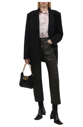Женские кожаные брюки TOM FORD хаки цвета по цене 270000 руб., арт. PAL722-LEX266 | Фото 2 Женские кожаные брюки TOM FORD хаки цвета, арт. PAL722-LEX266 | Фото 2 (Материал внешний: Натуральная кожа; Материал подклада: Шелк; Длина (брюки, джинсы): Стандартные; Стили: Гламурный; Силуэт Ж (брюки и джинсы): Прямые; Женское Кросс-КТ: Брюки-одежда)