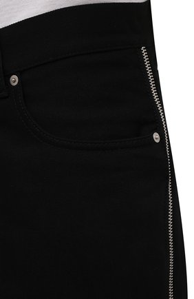 Мужские джинсы ALEXANDER MCQUEEN черного цвета, арт. 685204/QSY73 | Фото 5 (Силуэт М (брюки): Прямые; Кросс-КТ: Деним; Длина (брюки, джинсы): Стандартные; Стили: Гранж; Материал внешний: Хлопок, Деним)