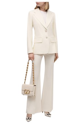 Женский шерстяной жакет CHLOÉ белого цвета по цене 267000 руб., арт. CHC22SVE13066 | Фото 2 Женский шерстяной жакет CHLOÉ белого цвета, арт. CHC22SVE13066 | Фото 2 (Длина (для топов): Стандартные; Материал внешний: Шерсть; Материал подклада: Шелк; Рукава: Длинные; Стили: Минимализм; Случай: Формальный; 1-2-бортные: Однобортные; Женское Кросс-КТ: Жакет-одежда; Региональные ограничения белый список (Axapta Mercury): RU)