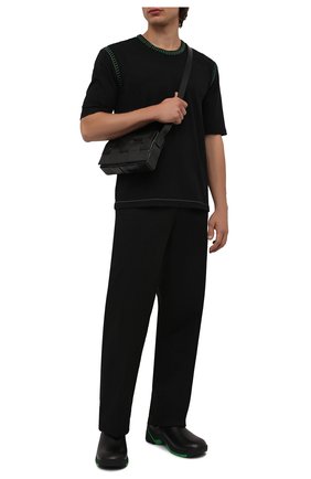 Мужская хлопковая футболка BOTTEGA VENETA черного цвета, арт. 686506/V1P70 | Фото 2 (Рукава: Короткие; Длина (для топов): Стандартные; Материал внешний: Хлопок; Принт: Без принта; Стили: Минимализм)