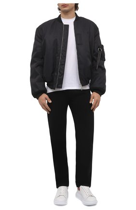 Мужские кожаные кеды oversized ALEXANDER MCQUEEN красного цвета по цене 59950 руб., арт. 625162/WIAFX | Фото 2 Мужские кожаные кеды oversized ALEXANDER MCQUEEN красного цвета, арт. 625162/WIAFX | Фото 2 (Материал внутренний: Натуральная кожа; Материал внешний: Кожа; Подошва: Массивная; Стили: Классический; Длина стельки: 26,0, 26,6, 27,0, 27,3, 27,6, 28,0, 28,3, 28,7, 29,0, 29,3, 29,6, 30,0)