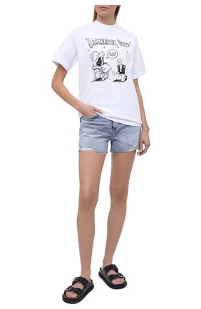 Женские джинсовые шорты RAG&BONE голубого цвета по цене 21100 руб., арт. WDD21S1956K1ST | Фото 2 Женские джинсовые шорты RAG&BONE голубого цвета, арт. WDD21S1956K1ST | Фото 2 (Длина Ж (юбки, платья, шорты): Мини; Материал внешний: Хлопок, Деним; Кросс-КТ: Деним; Женское Кросс-КТ: Шорты-одежда; Стили: Гранж)