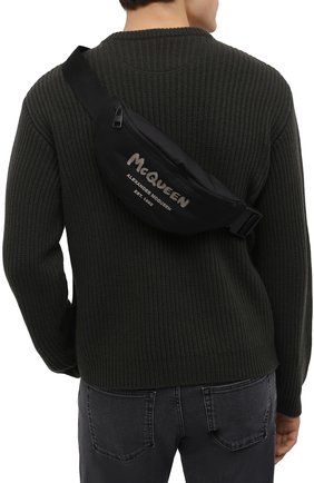 Мужская текстильная поясная сумка ALEXANDER MCQUEEN черного цвета по цене 47950 руб., арт. 683109/1AABW | Фото 2 Мужская текстильная поясная сумка ALEXANDER MCQUEEN черного цвета, арт. 683109/1AABW | Фото 2 (Ремень/цепочка: На ремешке; Размер: medium; Материал: Текстиль)