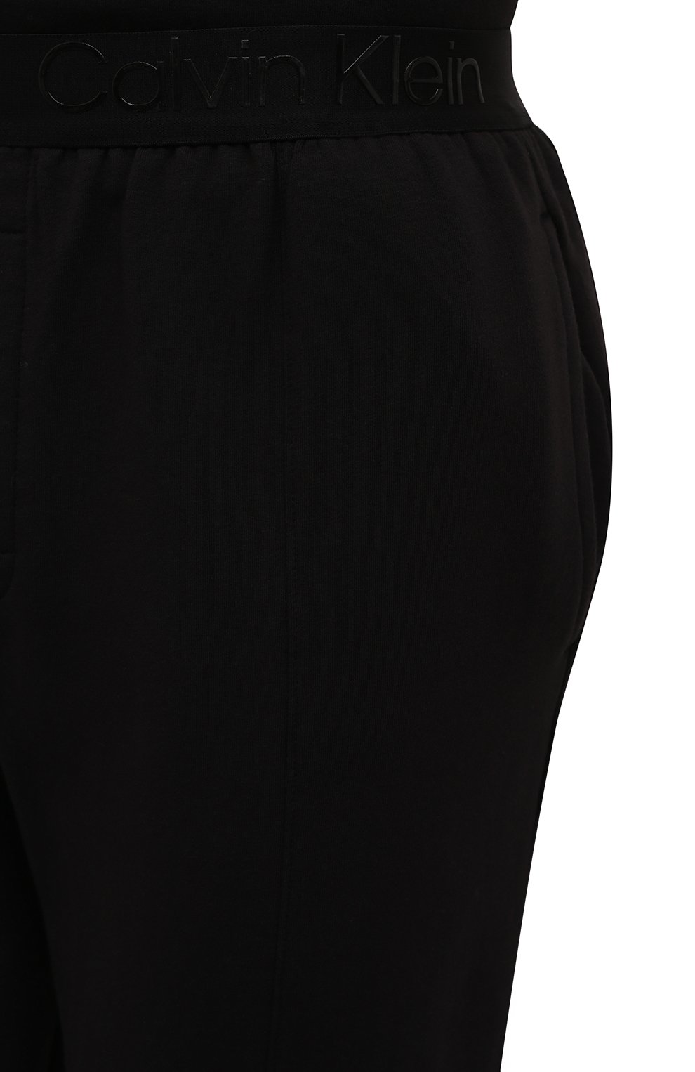 Мужские хлопковые домашние брюки CALVIN KLEIN черного цвета, арт. NM2189E | Фото 5 (Длина (брюки, джинсы): Стандартные; Кросс-КТ: домашняя одежда; Материал внешний: Хлопок)