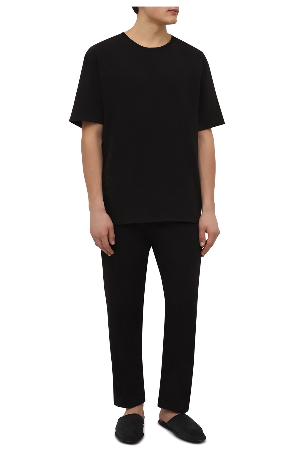 Мужская хлопковая футболка CALVIN KLEIN черного цвета, арт. NM2186E | Фото 2 (Кросс-КТ: домашняя одежда; Рукава: Короткие; Длина (для топов): Стандартные; Материал внешний: Хлопок)