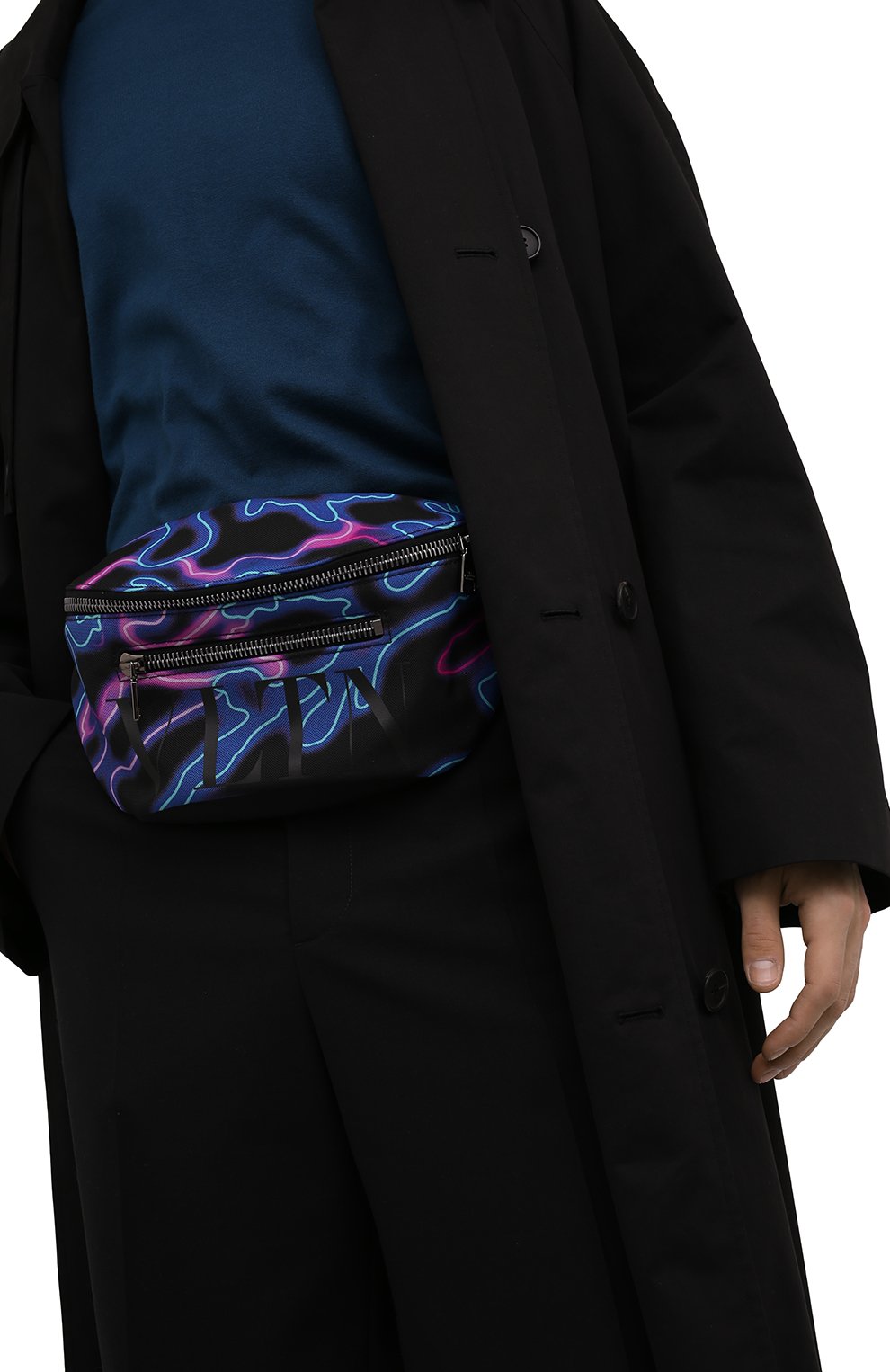 Мужская текстильная поясная сумка neon camou VALENTINO разноцветного цвета, арт. XY2B0982/LTG | Фото 2 (Случай: Повседневный; Размер: medium; Материал: Текстиль)