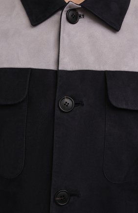 Мужской замшевый бомбер ANDREA CAMPAGNA темно-синего цвета, арт. 50600E5722600 | Фото 5 (Кросс-КТ: Куртка; Материал внешний: Замша, Натуральная кожа; Рукава: Длинные; Принт: Без принта; Мужское Кросс-КТ: Кожа и замша; Длина (верхняя одежда): Короткие; Материал подклада: Шелк; Стили: Кэжуэл)