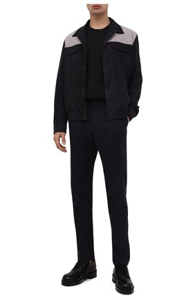 Мужские хлопковые брюки ERMENEGILDO ZEGNA темно-синего цвета по цене 43350 руб., арт. UWI17/TR00 | Фото 2 Мужские хлопковые брюки ERMENEGILDO ZEGNA темно-синего цвета, арт. UWI17/TR00 | Фото 2 (Материал внешний: Хлопок; Длина (брюки, джинсы): Стандартные; Случай: Повседневный; Стили: Кэжуэл; Силуэт М (брюки): Чиносы)