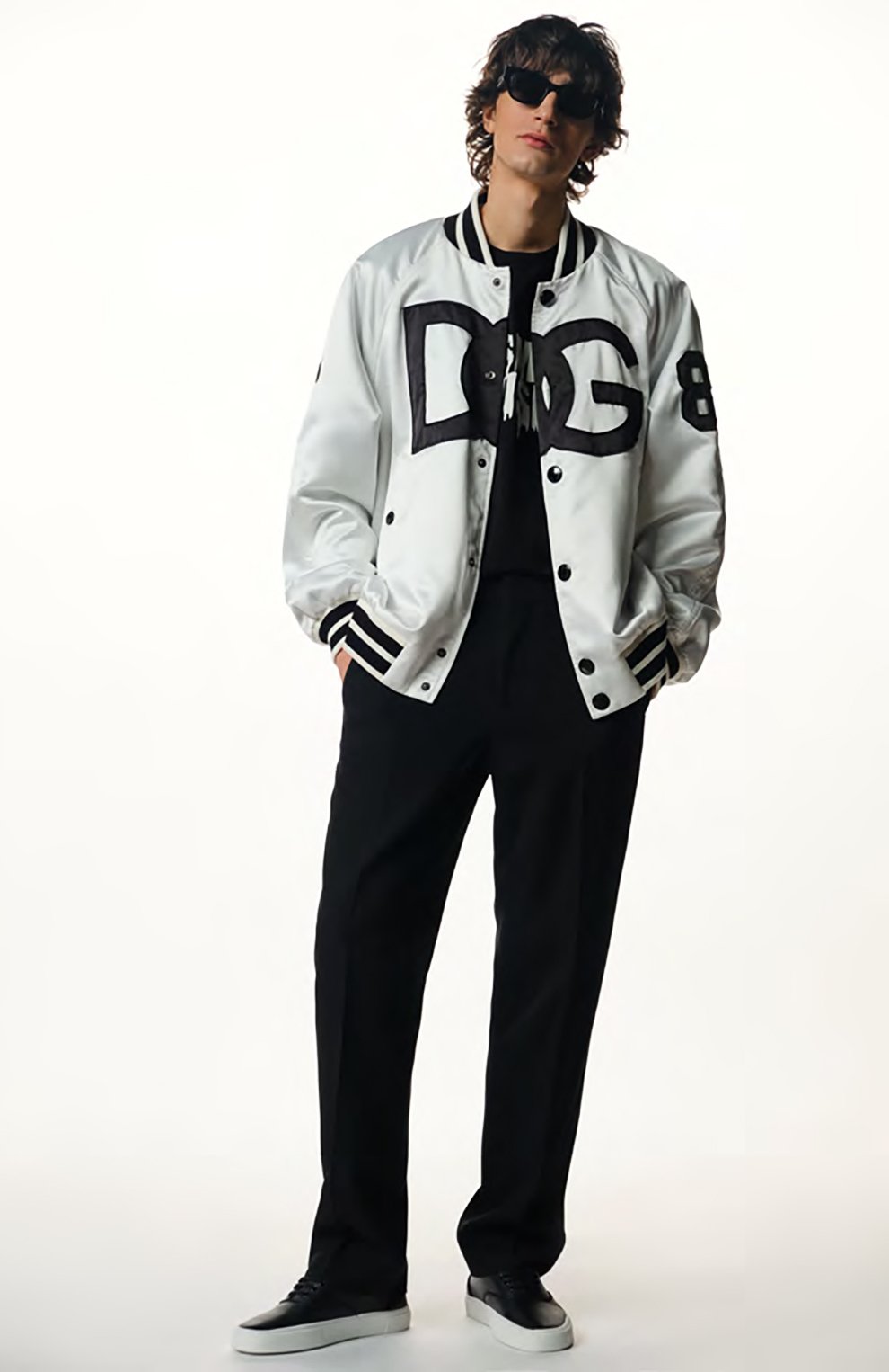 Мужской утепленный бомбер DOLCE & GABBANA белого цвета, арт. G9WX9Z/FUM86 | Фото 6 (Кросс-КТ: Куртка; Рукава: Длинные; Материал внешний: Синтетический материал; Принт: С принтом; Мужское Кросс-КТ: утепленные куртки; Стили: Спорт-шик; Материал подклада: Синтетический материал; Длина (верхняя одежда): Короткие)