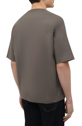 Мужская хлопковая футболка Z ZEGNA хаки цвета, арт. VZ364/ZZ680 | Фото 4 (Принт: Без принта; Рукава: Короткие; Длина (для топов): Стандартные; Стили: Милитари; Материал внешний: Хлопок)