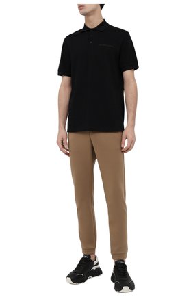 Мужское хлопковое поло EMPORIO ARMANI черного цвета по цене 24350 руб., арт. 3L1F8P/1JX5Z | Фото 2 Мужское хлопковое поло EMPORIO ARMANI черного цвета, арт. 3L1F8P/1JX5Z | Фото 2 (Длина (для топов): Стандартные; Материал внешний: Хлопок; Рукава: Короткие; Застежка: Пуговицы; Стили: Кэжуэл)