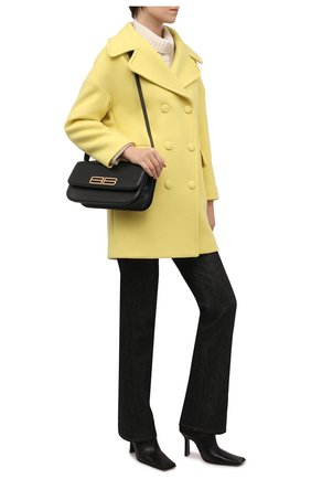 Женское шерстяное пальто REDVALENTINO желтого цвета, арт. XR3CAE59/497 | Фото 2 (Материал подклада: Синтетический материал; Рукава: Длинные; Длина (верхняя одежда): До середины бедра; Материал внешний: Шерсть; 1-2-бортные: Двубортные; Стили: Кэжуэл)