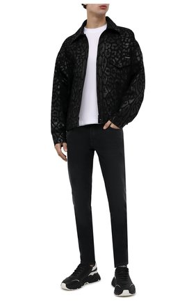 Мужская джинсовая куртка DOLCE & GABBANA черного цвета по цене 165500 руб., арт. G9W03D/G8ES7 | Фото 2 Мужская джинсовая куртка DOLCE & GABBANA черного цвета, арт. G9W03D/G8ES7 | Фото 2 (Длина (верхняя одежда): Короткие; Рукава: Длинные; Материал внешний: Хлопок, Деним; Кросс-КТ: Куртка, Деним; Стили: Гранж)