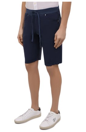 Мужские льняные шорты 120% LINO темно-синего цвета, арт. V0M2120/0253/000 | Фото 3 (Длина Шорты М: До колена; Принт: Без принта; Случай: Повседневный; Материал внешний: Лен; Стили: Кэжуэл)