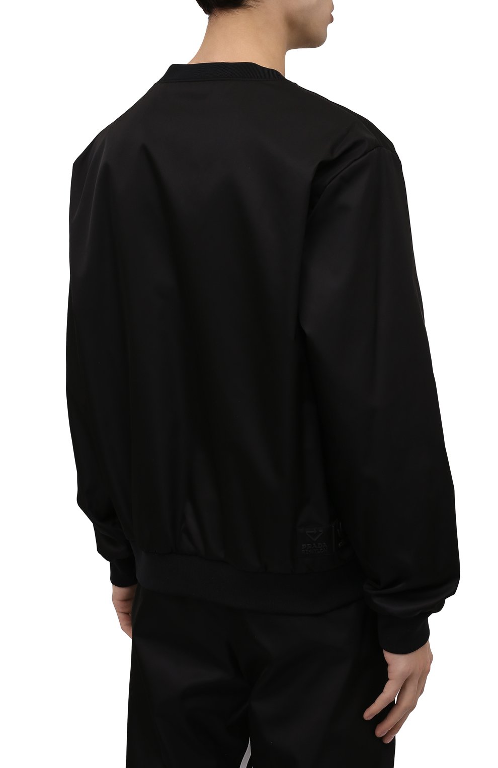 Мужские свитшот adidas for prada re-nylon PRADA черного цвета по цене 820500 тенге, арт. UJL206-1WQ8-F0002-212 | Фото 7 Мужские свитшот adidas for prada re-nylon PRADA черного цвета, арт. UJL206-1WQ8-F0002-212 | Фото 7 (Материал внешний: Синтетический материал)
