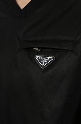 Мужские свитшот adidas for prada re-nylon PRADA черного цвета по цене 820500 тенге, арт. UJL206-1WQ8-F0002-212 | Фото 8 Мужские свитшот adidas for prada re-nylon PRADA черного цвета, арт. UJL206-1WQ8-F0002-212 | Фото 8 (Материал внешний: Синтетический материал)