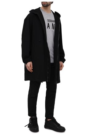 Мужская футболка из хлопка и вискозы DSQUARED2 серого цвета по цене 25450 руб., арт. S74GD0977/S22146 | Фото 2 Мужская футболка из хлопка и вискозы DSQUARED2 серого цвета, арт. S74GD0977/S22146 | Фото 2 (Длина (для топов): Стандартные; Материал внешний: Хлопок; Рукава: Короткие; Принт: С принтом; Стили: Гранж)