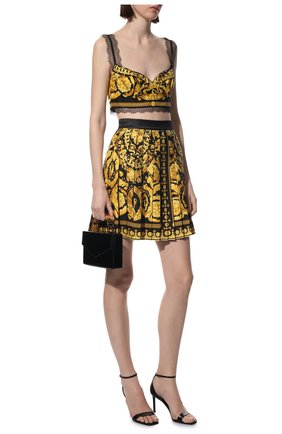 Женская шелковая юбка VERSACE желтого цвета по цене 141000 руб., арт. 1004222/1A03068 | Фото 2 Женская шелковая юбка VERSACE желтого цвета, арт. 1004222/1A03068 | Фото 2 (Материал внешний: Шелк; Длина Ж (юбки, платья, шорты): Мини; Стили: Гламурный; Женское Кросс-КТ: Юбка-одежда, юбка-плиссе)