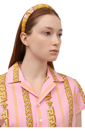Женский ободок для волос VERSACE светло-розового цвета по цене 14000 руб., арт. ICER001/A232999 | Фото 2 Женский ободок для волос VERSACE светло-розового цвета, арт. ICER001/A232999 | Фото 2 (Материал: Шелк, Текстиль)