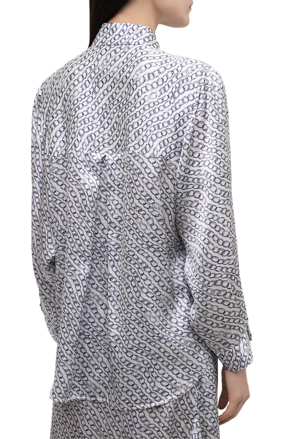 Женская шелковая блузка KITON серебряного цвета, арт. D53420K0983A | Фото 4 (Материал внешний: Шелк; Рукава: Длинные; Длина (для топов): Стандартные; Принт: С принтом; Стили: Романтичный; Женское Кросс-КТ: Блуза-одежда)